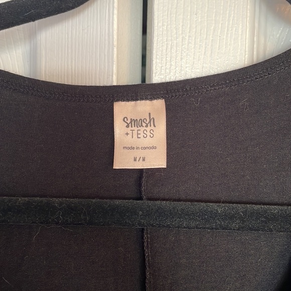 Smash & Tess light romper with kangaroo pocket and short sleeves - Picture 4 of 5